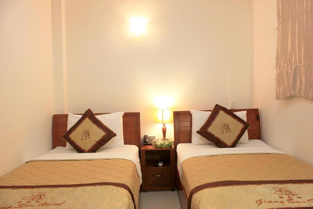 הו צ'י מין סיטי The Alley Saigon Hotel מראה חיצוני תמונה